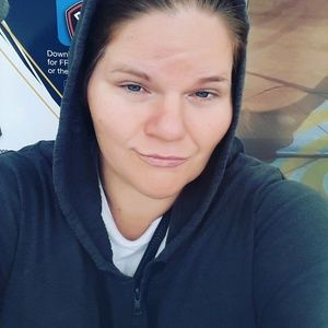 Meet your Posher, Bobbie